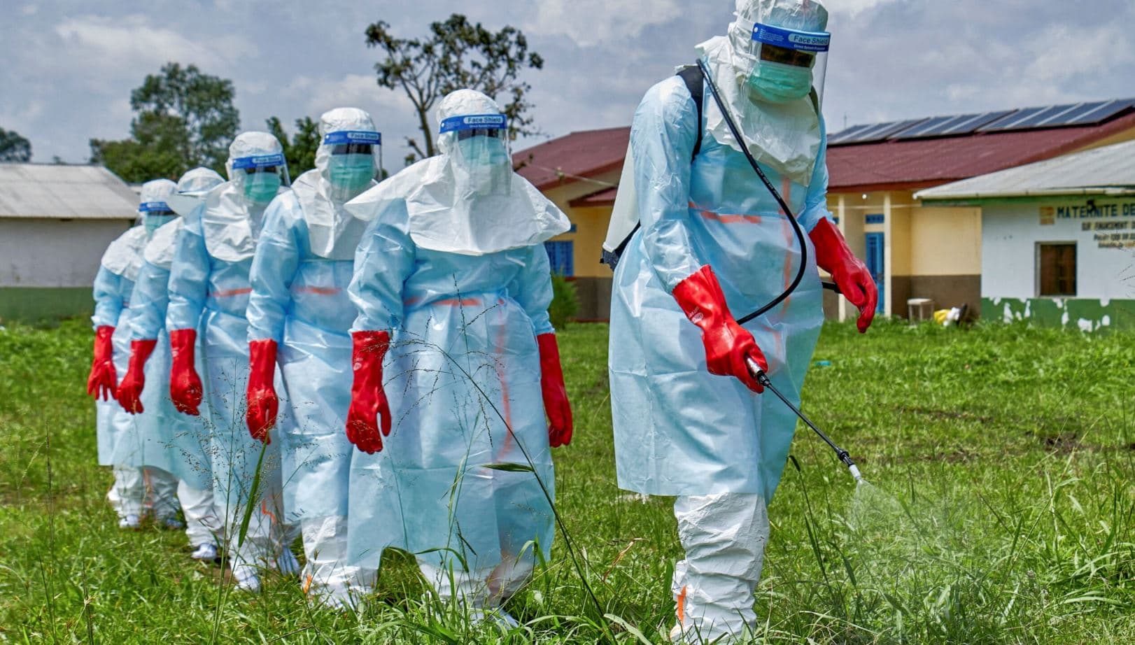 Ebola, 10 shtete në rrezik të goditen nga epidemia