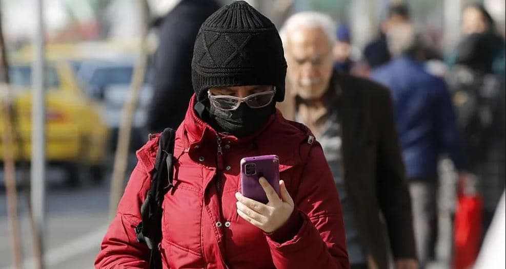 Rikthehet pjesërisht interneti në Iran pas afro tre muajsh bllokim 