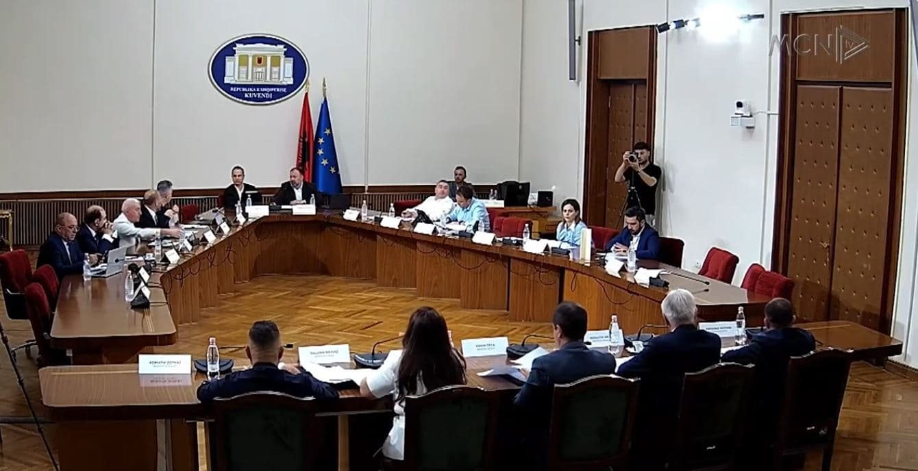 Debate në komisionin e Reformës Territoriale/ Kryebashkiakët: Duhen më shumë kompetenca vendore