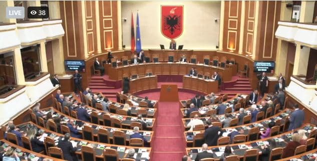 Aksidenti në Durrës/ Braçe: Vrasje, të ndryshohet Kodi Rrugor. Berisha: Të ‘fortët e lagjes’ janë patronazhistë