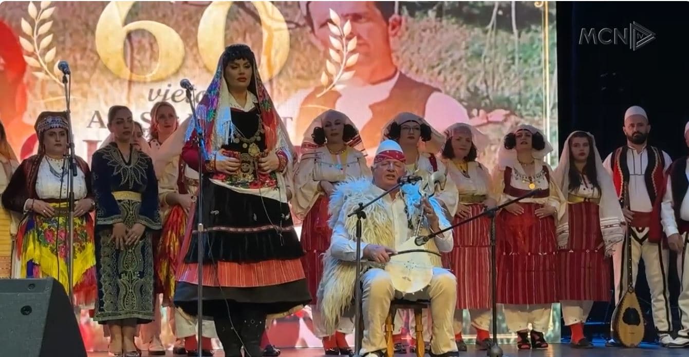 60-vjetori i ansamblit “Çiftelia” në Lezhë. Artistë dhe rapsodë rikthejnë kujtimet e brezave