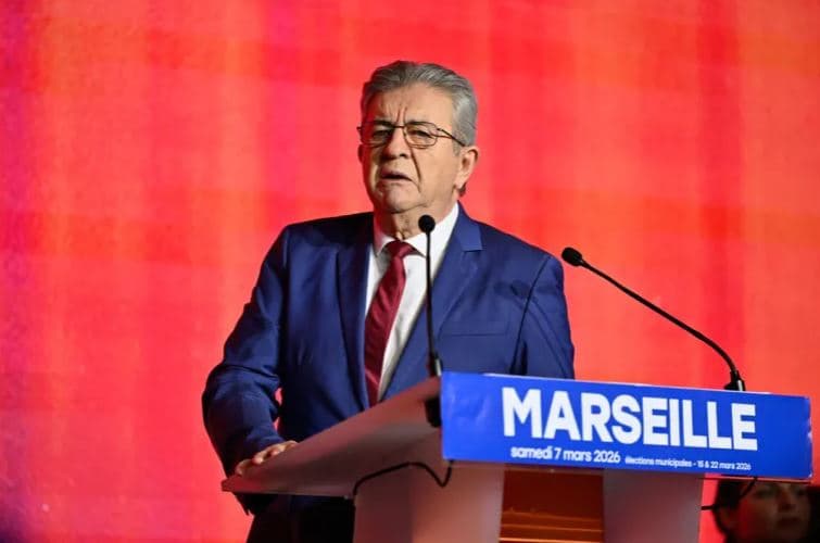 Francë, politikani i së majtës ekstreme Melenchon shpall kandidaturën për president