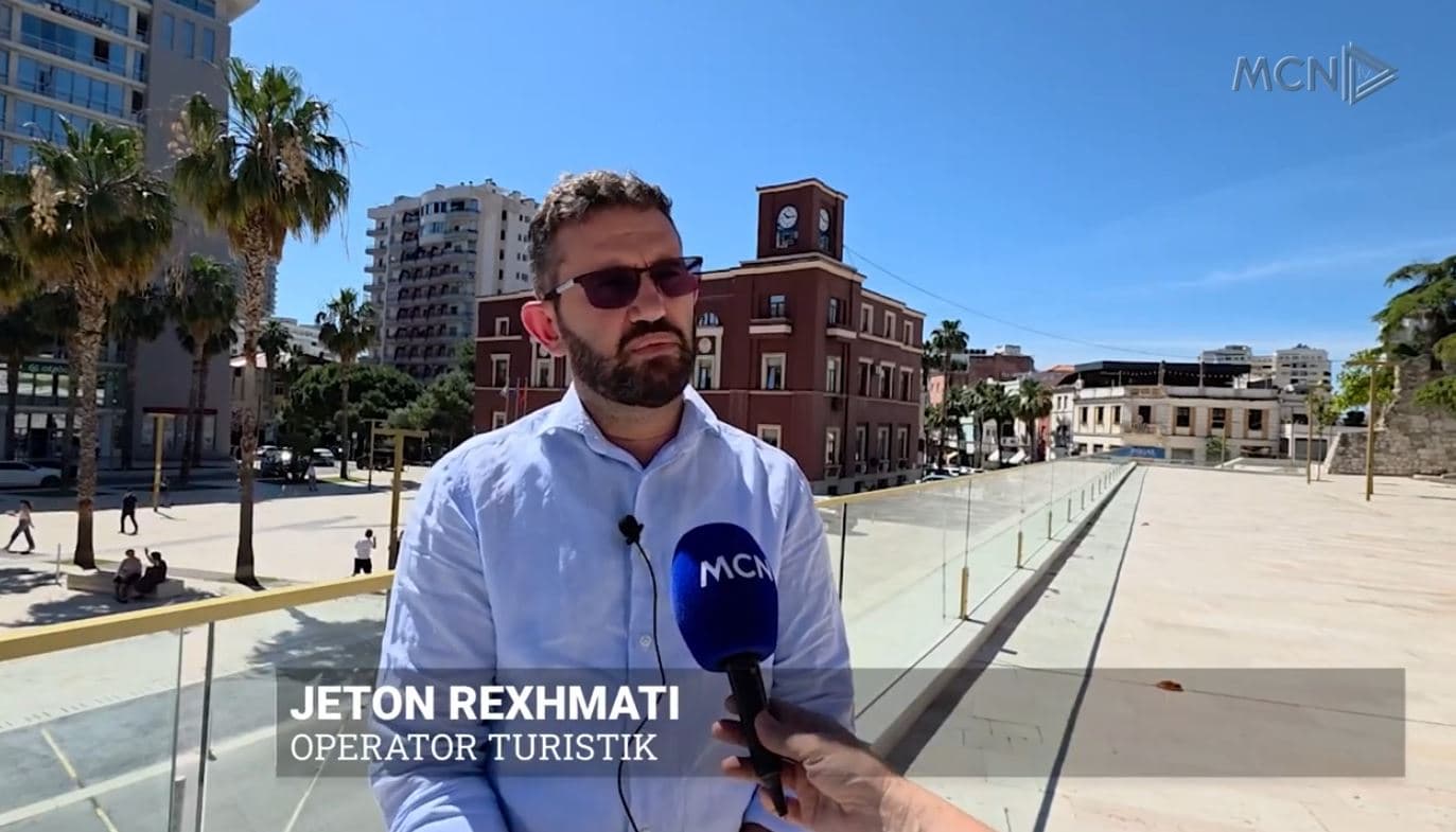 Durrës, vonesa në kontratat e plazheve/ Operatorët turistikë: Po humbasim ekonomikisht, jet ski-të rrezik për pushuesit (VIDEO)