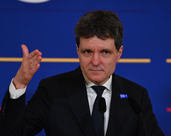 Rumania shpall non grata konsullin rus 