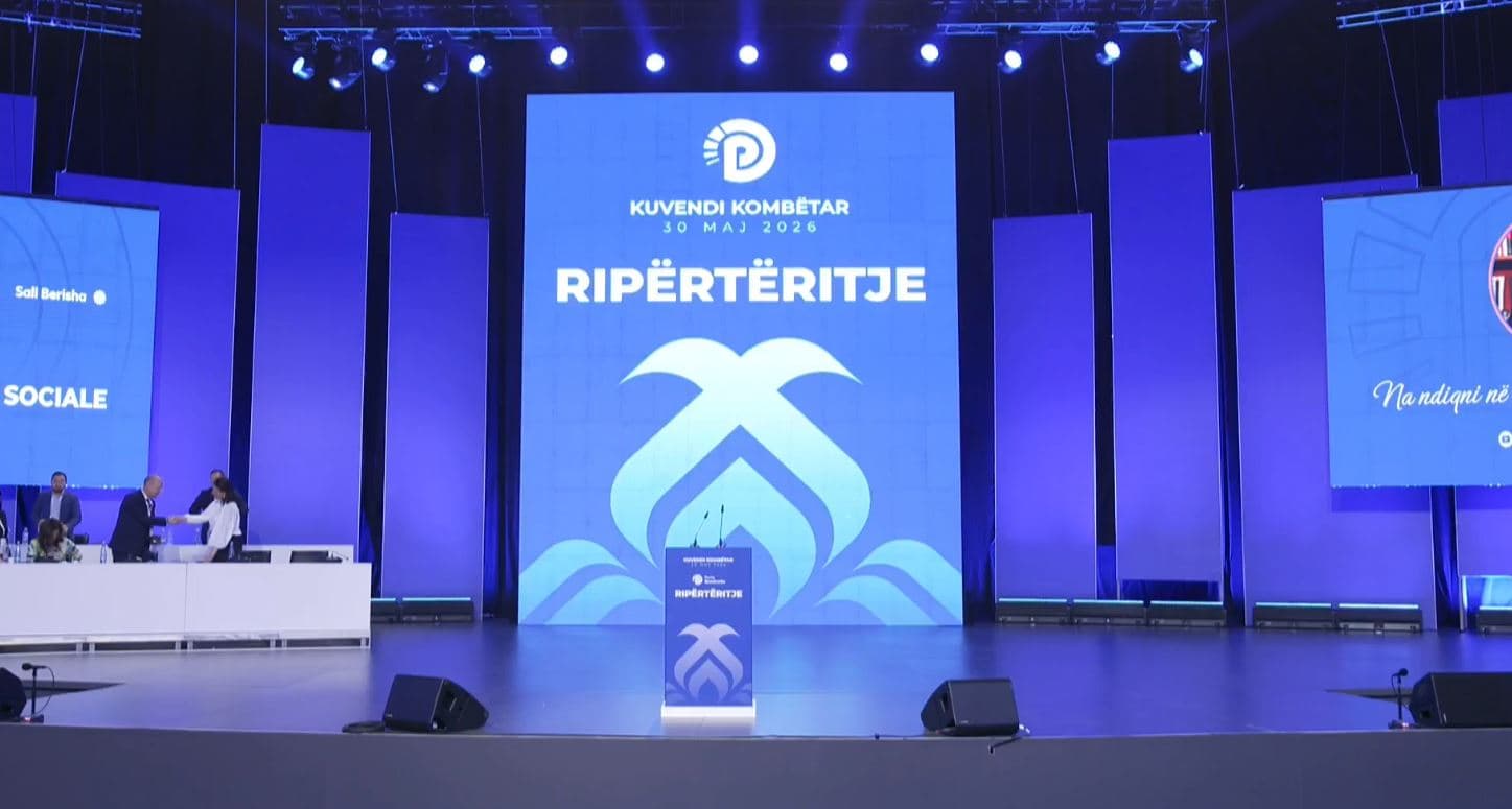 Mbyllet votimi në Kuvendin Kombëtar të PD, kutitë nisen drejt selisë blu
