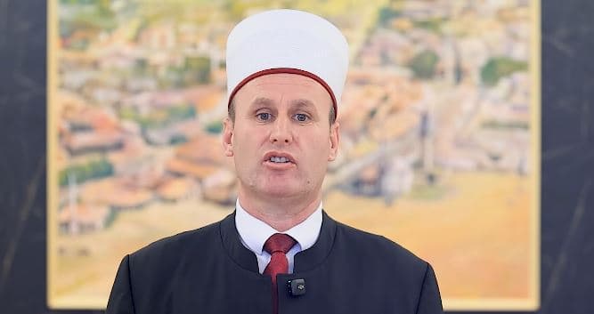 Nesër Kurban Bajrami, kreu i KMSH Bujar Spahiu uron besimtarët: Paqe dhe begati në çdo familje