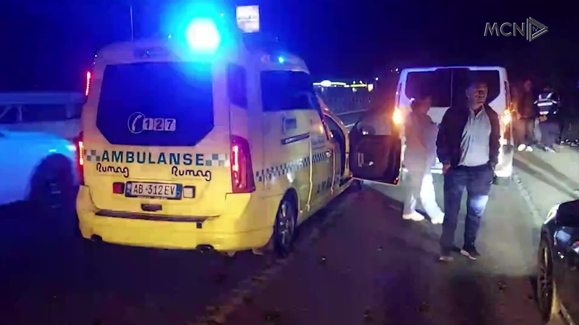 Një viktimë dhe tre të plagosur / Aksident në Laç, përplasen dy makina, arrestohet shoferi 20-vjeçar (VIDEO)