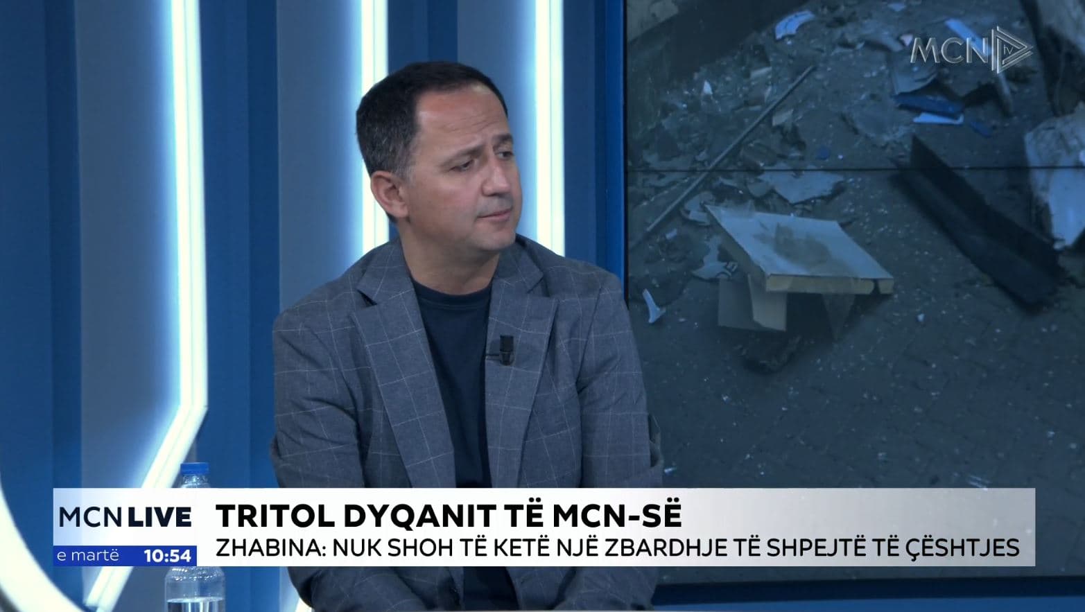 Tritoli ndaj dyqanit të MCN/ Zhabina: Rritje e nivelit të kërcënimit (VIDEO)