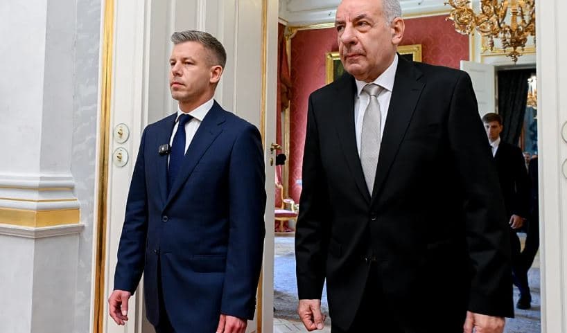 Magyar: Hungaria do të ndryshojë Kushtetutën për të shkarkuar Presidentin 