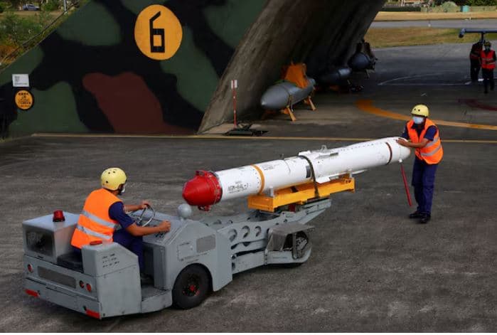 Tajvani përforcon arsenalin e raketave kundër anijeve për t’iu kundërvënë kërcënimit kinez