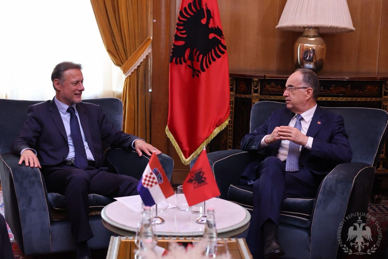 Begaj pret kryeparlamentarin kroat: Fqinjësia e mirë dhe bashkëpunimi janë thelbësore për një rajon të sigurt dhe të begatë