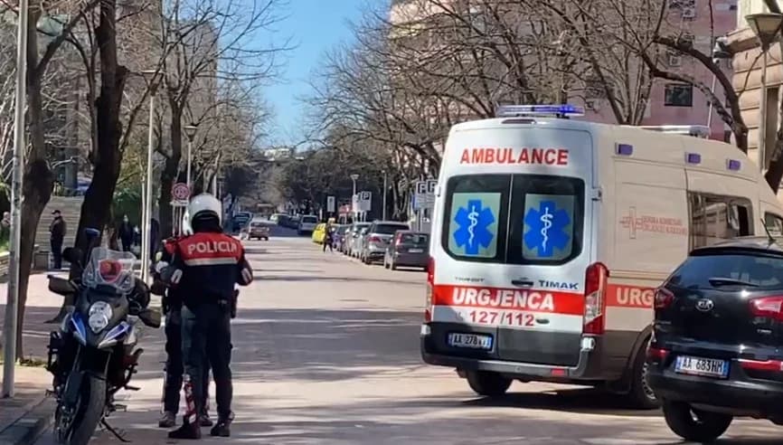 Gjendet pa shenja jete 25-vjeçari në Astir, dyshohet për vdekje natyrale