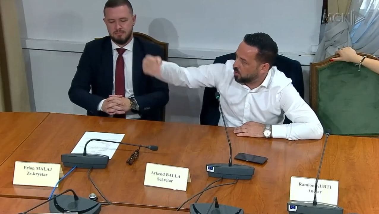 Deputeti i PS “përgënjeshtron” Ramën /Balla: Gjatë vitit 2026 turizmi ka shënuar rritje të ndjeshme (VIDEO)