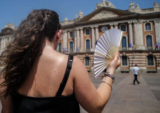 Shkencëtarët paralajmërojnë se Britania mund të përballet me temperatura deri në 45°C deri në 2056