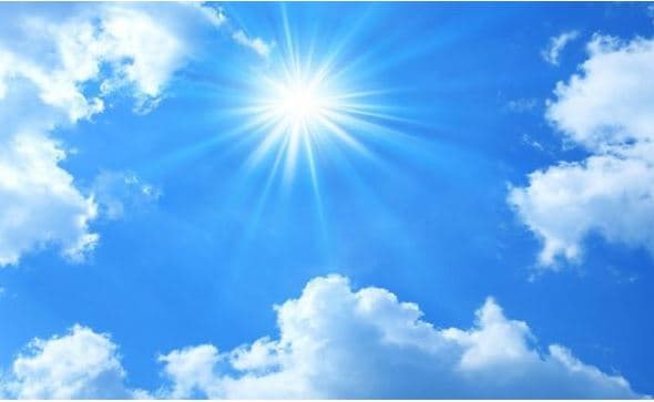 Diell dhe temperatura deri në 32°C, parashikimi i motit sot