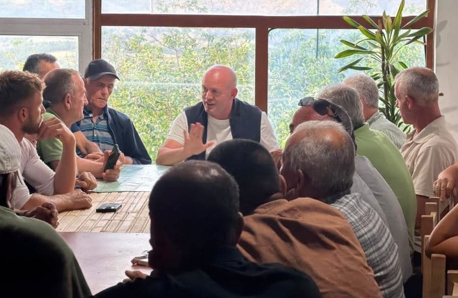 Mungesa e ujit në Dardhë, reagon Kryebashkiaku i Librazhdit: Situatë e papranueshme, përgjegjësit do ndëshkohen