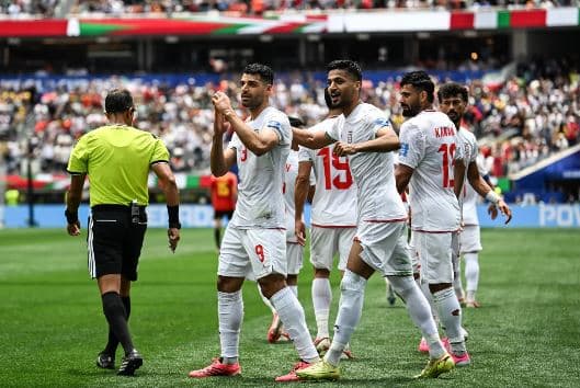 Kombëtarja iraniane lë mesazh në dhomat e zhveshjes: Faleminderit Los Angeles për mikpritjen