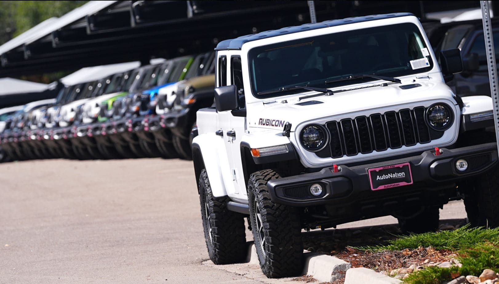 Rrezik nga zjarri, Jeep tërheq mbi 1.3 milion automjete 