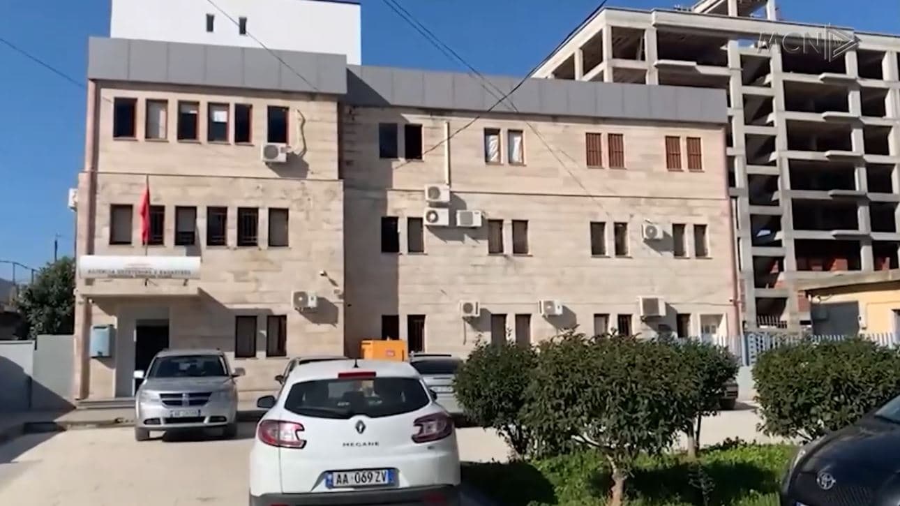 Pronat e Dukatit në “duart” e SPAK/ Vlora shpall moskompetencë, kontrolle te ish zyrtarët e kadastrës (VIDEO)