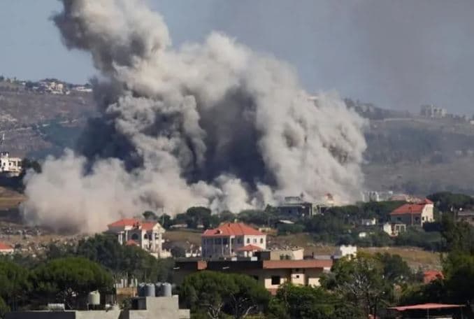 Izraeli dhe Hezbollahu bien dakord për armëpushim, por sulmet vazhdojnë në Libanin jugor