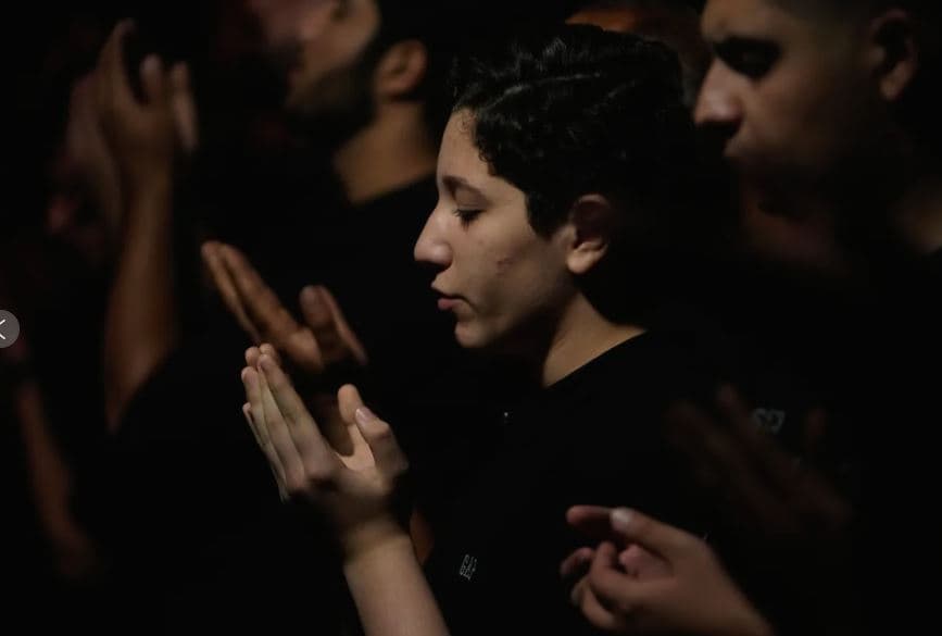 Lutje dhe dhurim gjaku, si po përkujtohet Ashura në mbarë botën