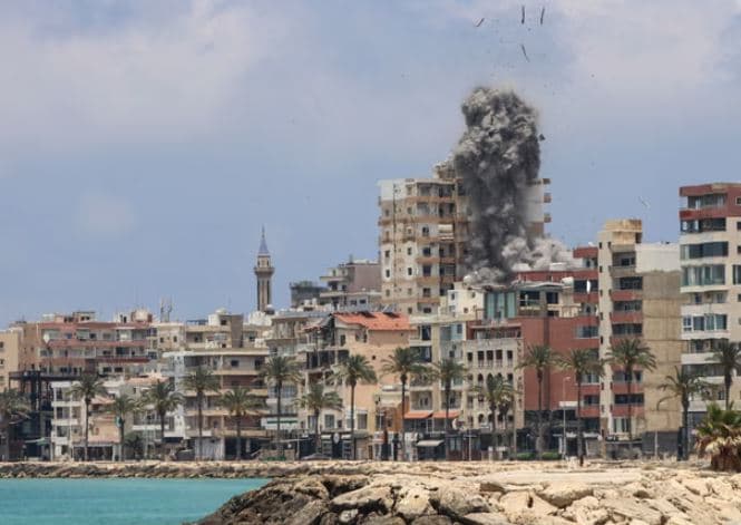 Liban/ Sulmet ajrore izraelite godasin qytetin Tyro, 8 të vdekur
