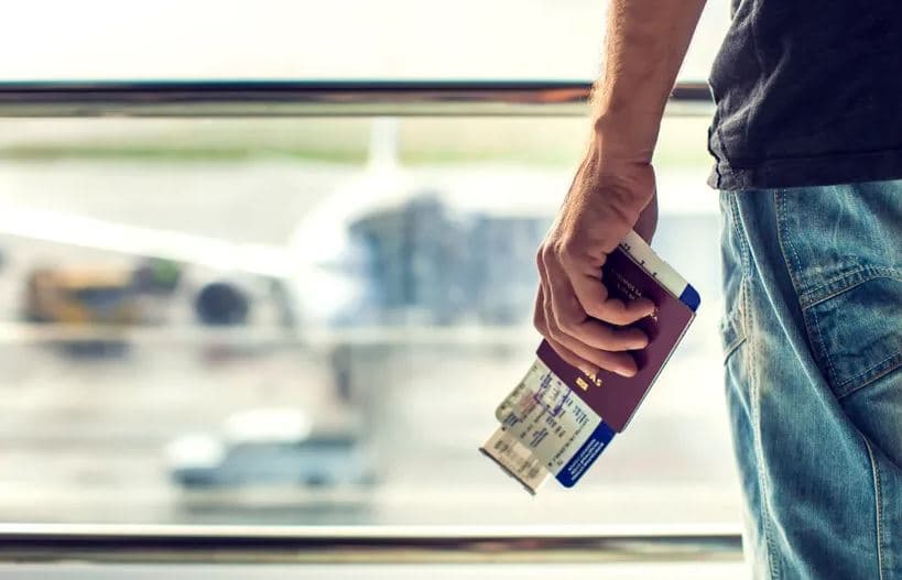 11 vende evropiane kërkojnë masa më të ashpra për hyrjen e turistëve rusë në BE 