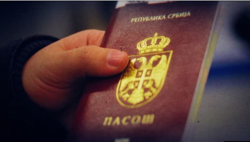                 Pavarësisht paralajmërimeve të BE-së/ Serbia u jep shtetësi rusëve të sanksionuar nga SHBA dhe Ukraina