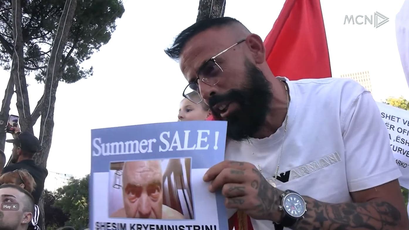  ”Rama jepe dorëheqjen” vijon protesta masive në ditën e 14 (VIDEO)