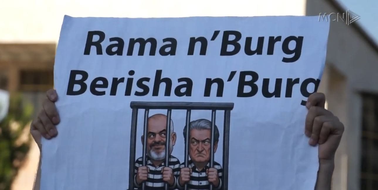 Protesta – dita e 10/ Të rinjtë: Numri i protestuesve pritet të shtohet, besojnë se protesta do të jetë faktor ndryshimi (VIDEO)