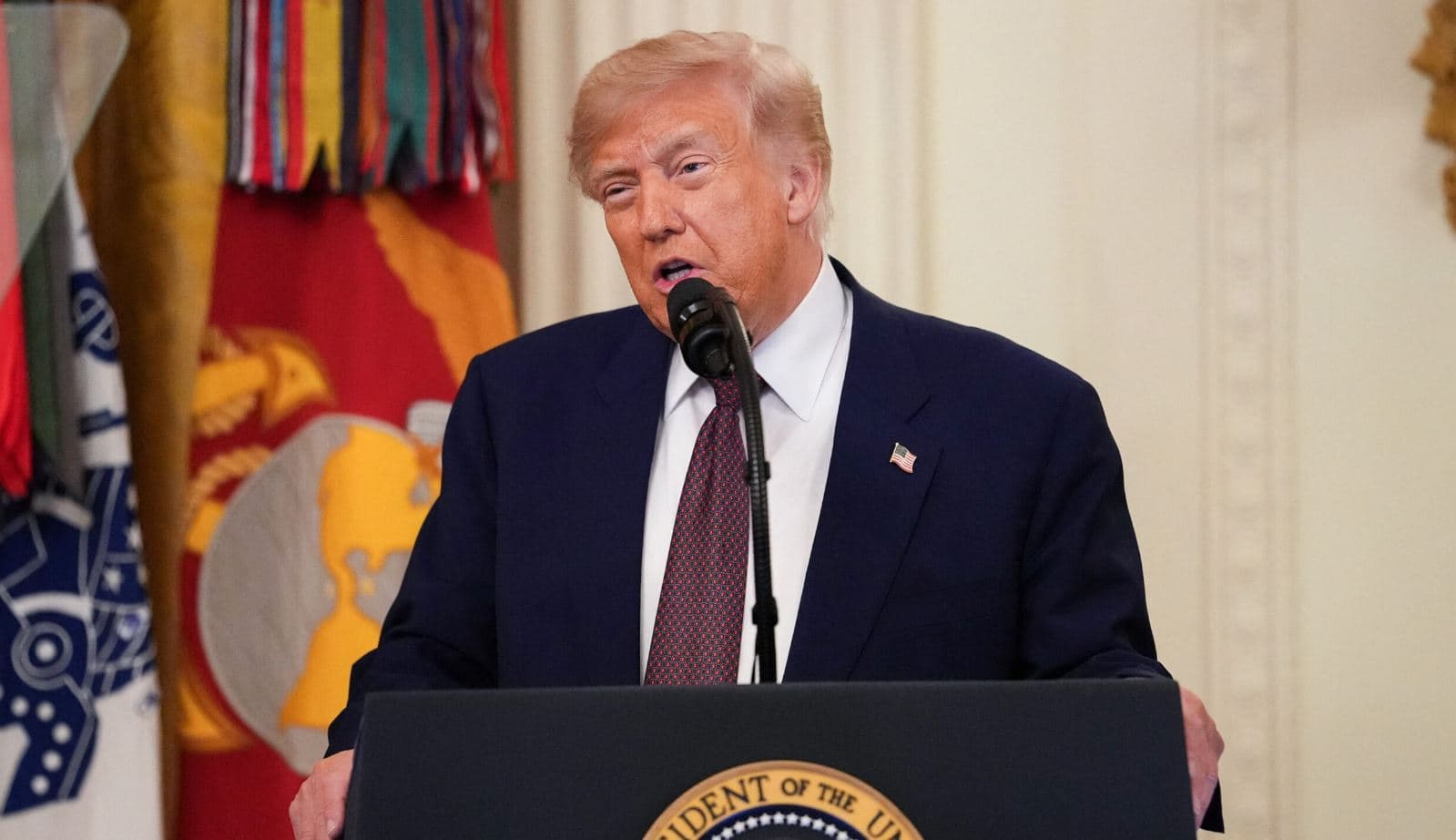 Trump: Irani heq dorë nga çdo tarifë në Ngushticën e Hormuzit 