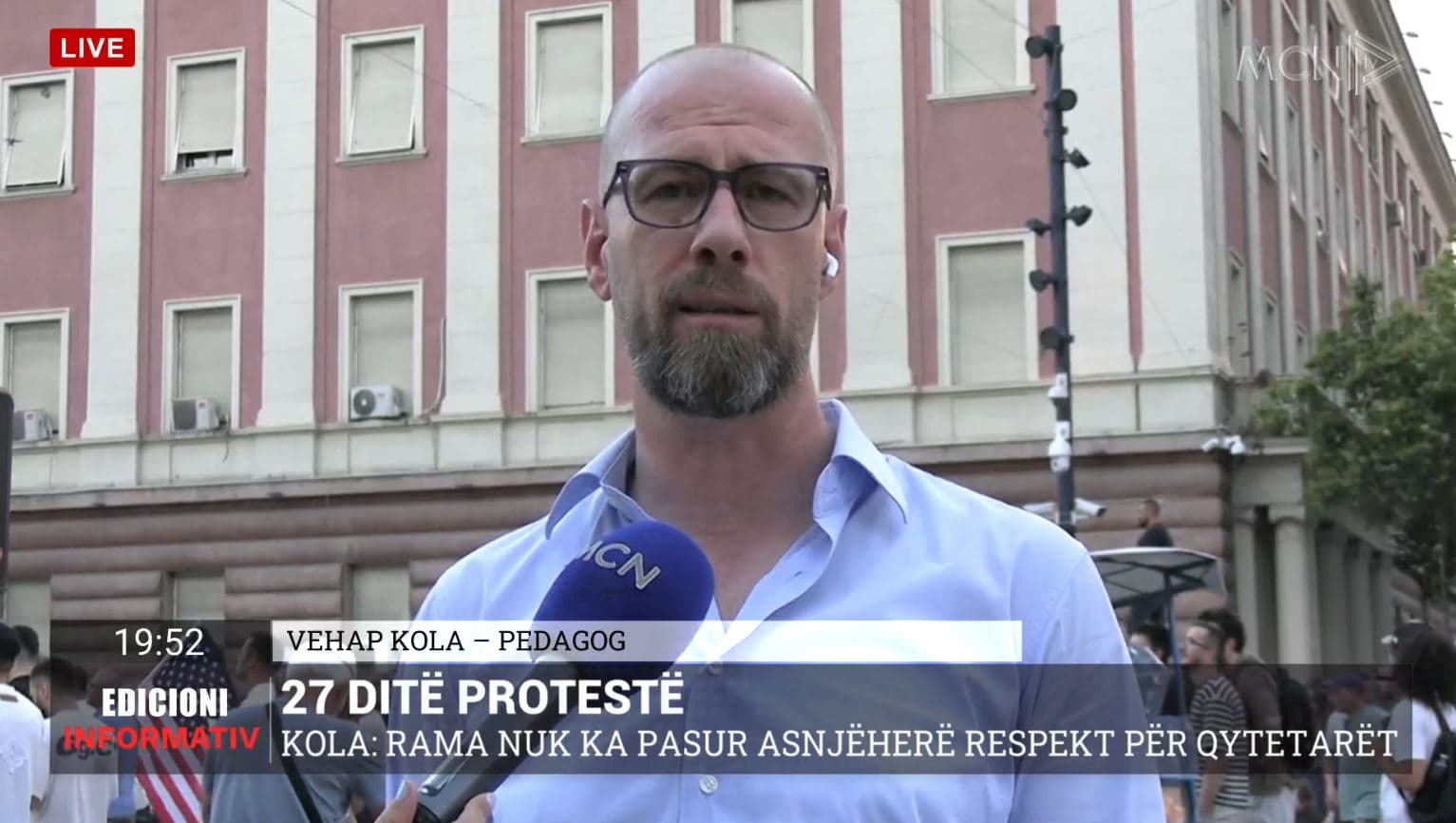 27 ditë protestë/ Kola: T’i jepet fund tranzicionit, qeveria Rama nuk përfaqëson qytetarët (VIDEO)