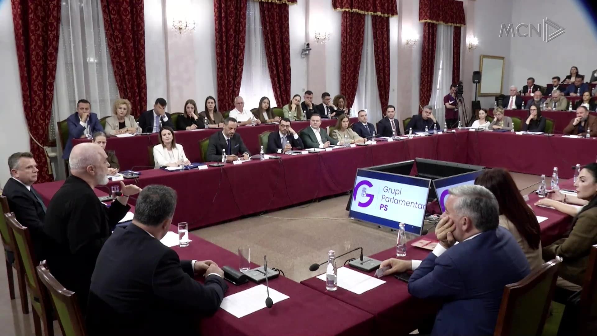 ”Zvërneci, konflikt i fabrikuar” / Kryeministri kërkon mbështetje: Nuk kam tradhëtuar! (VIDEO)