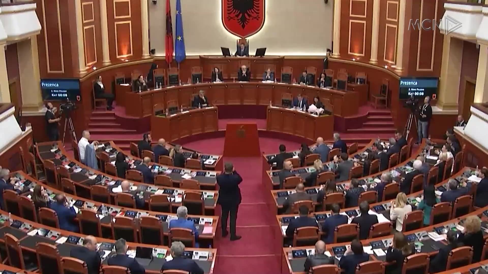 “Cenim i sigurisë kombëtare” / “Projekt-ligji”, Tahiri: Të huajt mund të blejnë një fshat të tërë (VIDEO)