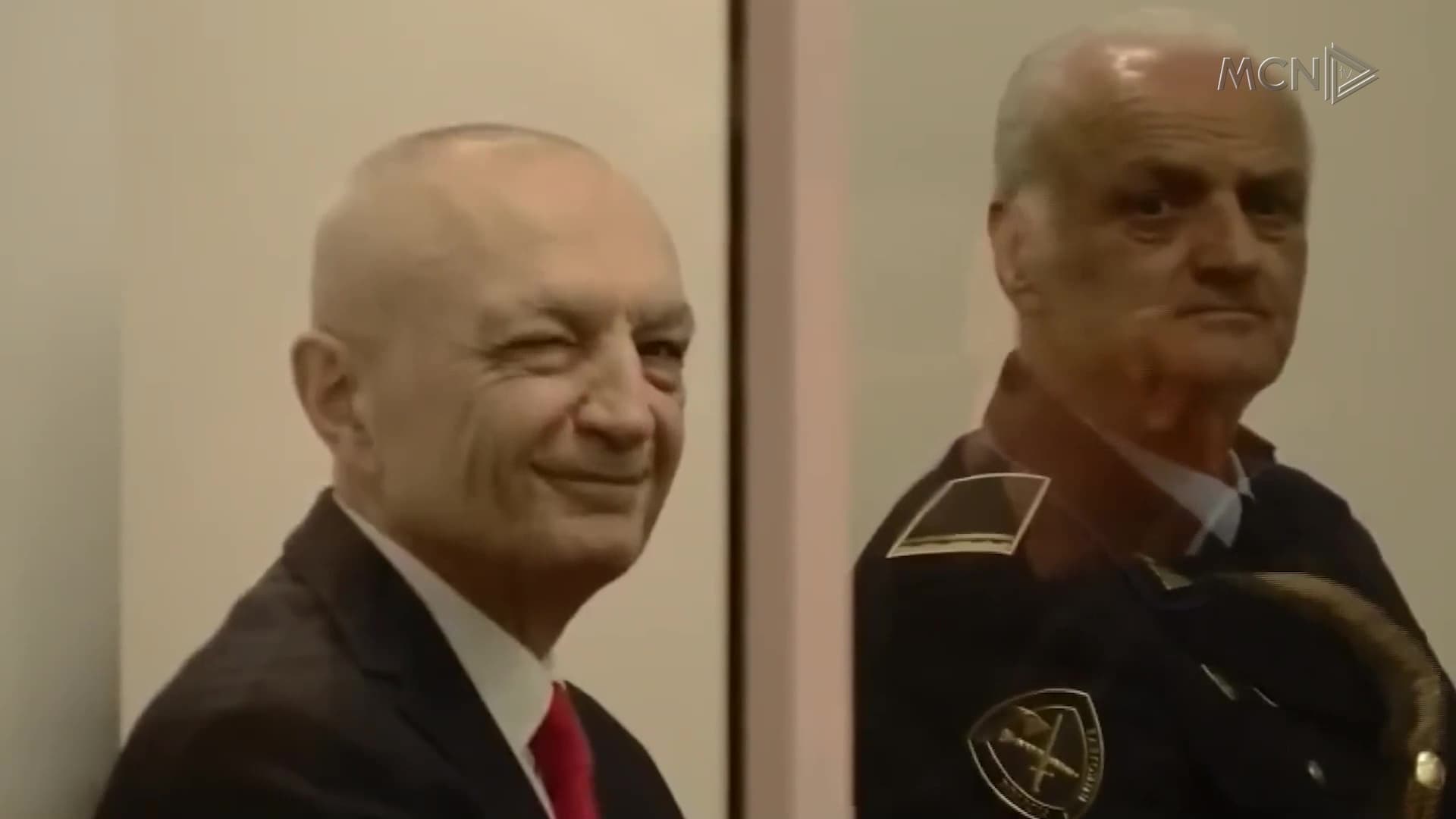 Meta e Kryemadhi, debat në sallën e gjyqit / Ish-presidenti: Mbaj përgjegjësi! Ish deputetja: Ushtar i Dumanit (VIDEO)