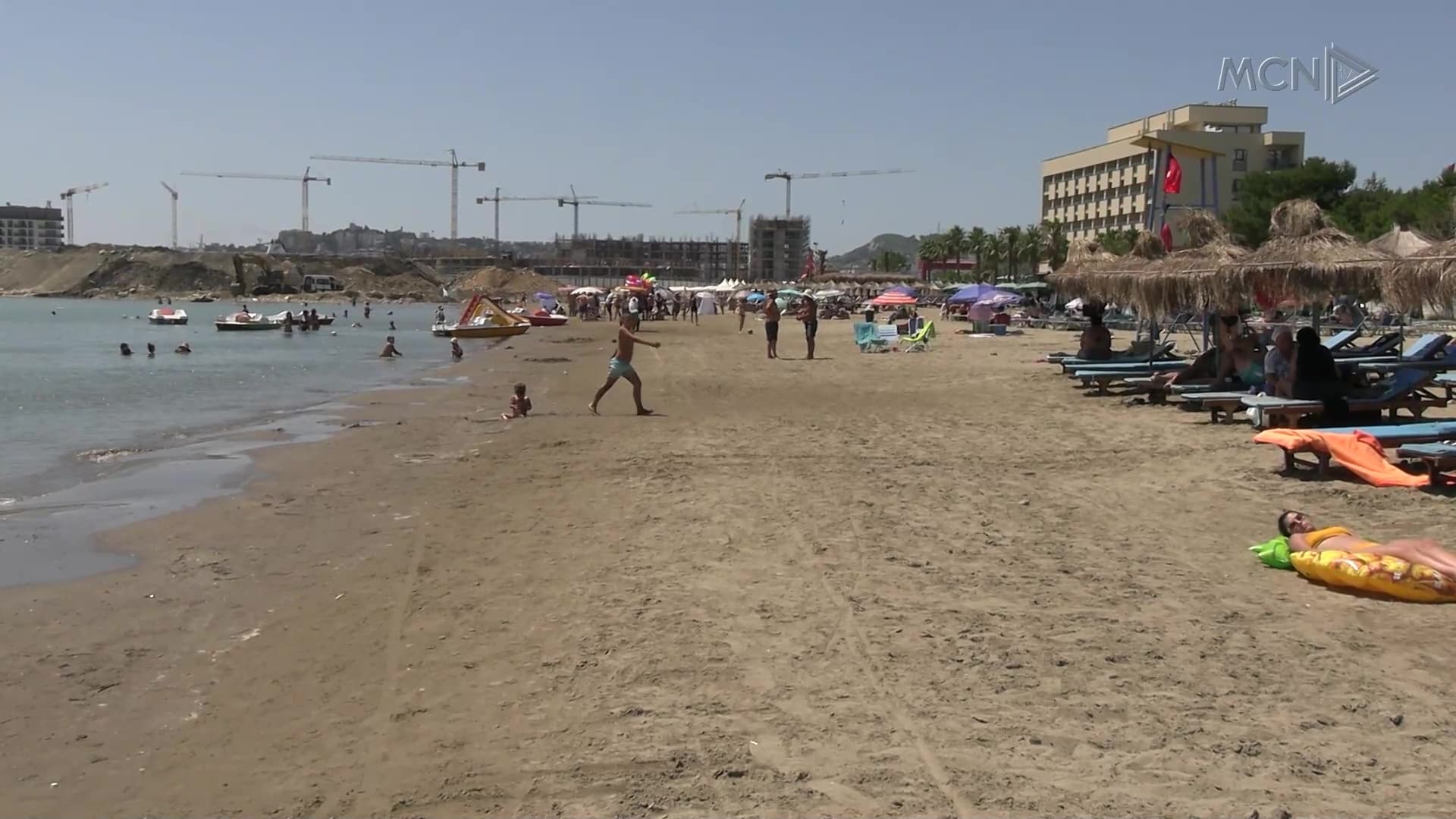 Shqipëria me plazhet më të ndotura / Nika: Një pjesë e Adriatikut nuk duhet të frekuentohet nga pushuesit (VIDEO)