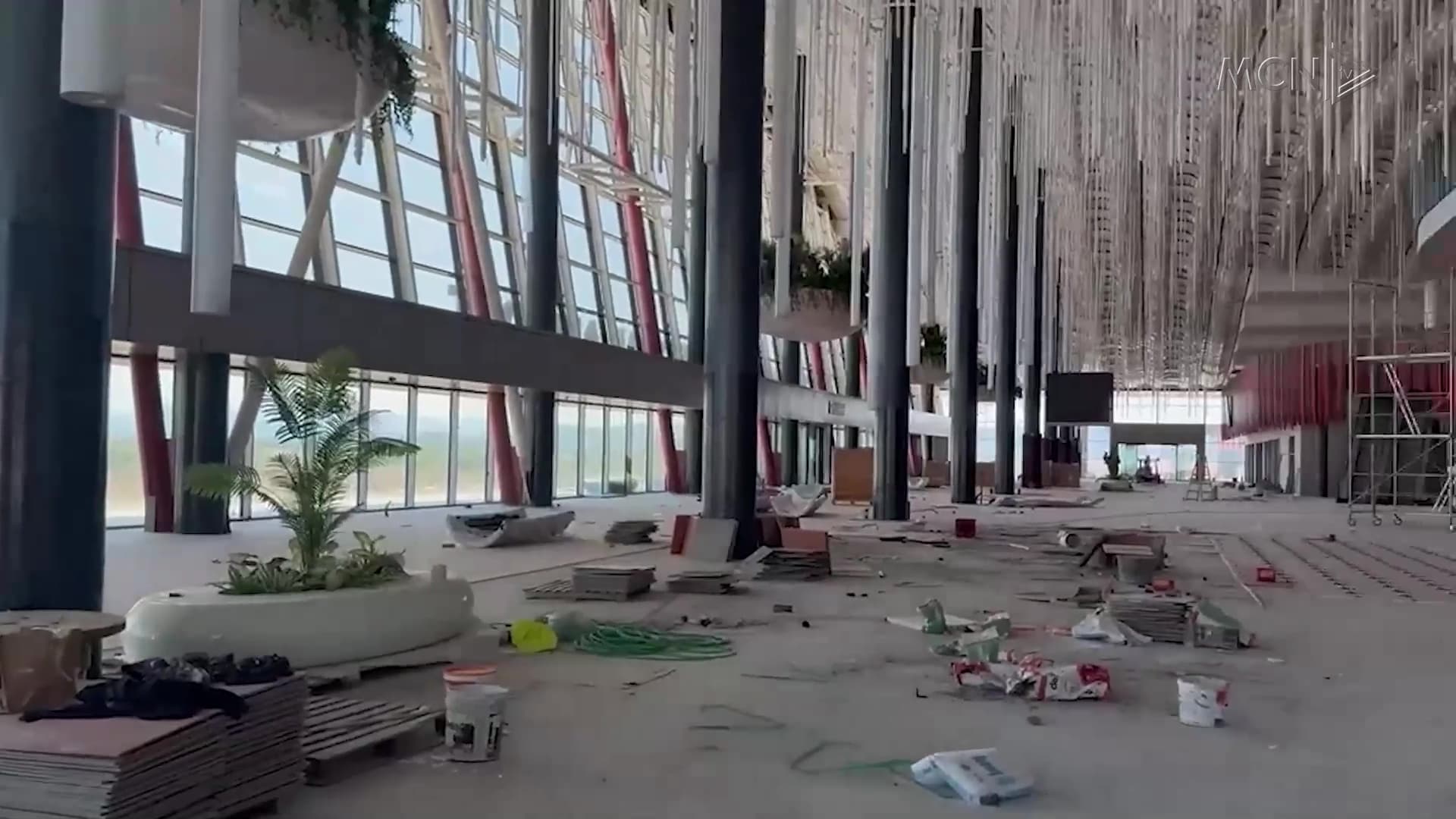 Punimet për aeroportin ende të bllokuara / Pacolli: Pas vendimit të gjykatës, SPAK të hetojë zyrtarët e ministrisë (VIDEO)
