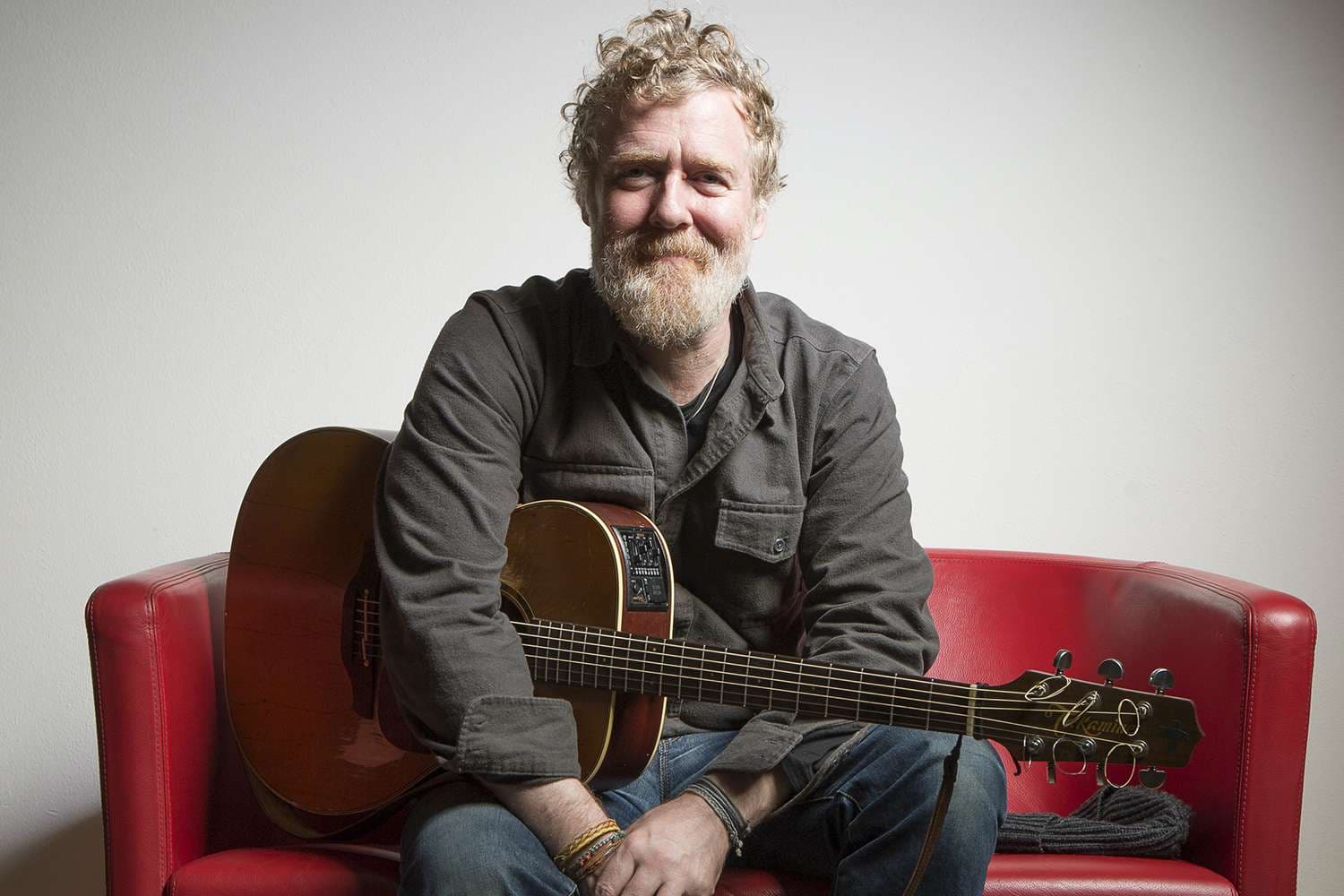 Ndahet nga jeta Glen Hansard, ylli ndërkombëtar i folk-rokut dhe fitues i çmimit Oscar