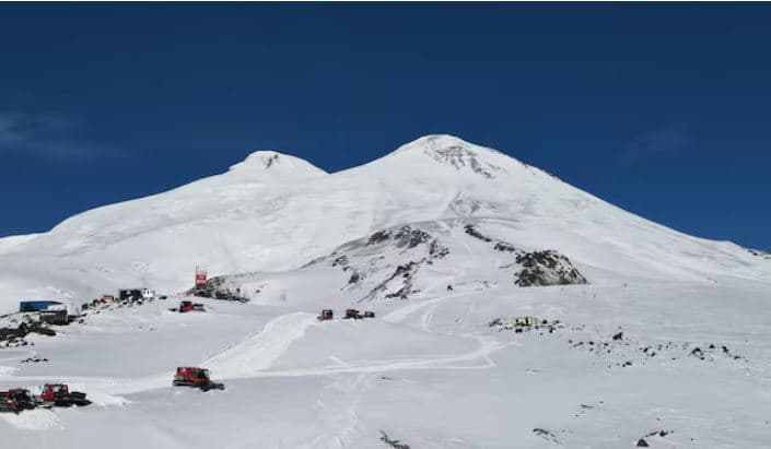 Pesë alpinistë boshnjakë dyshohen të vdekur në malin Elbrus të Rusisë