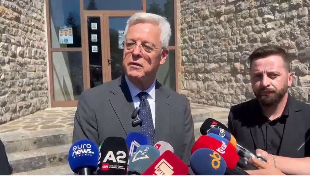 83 vjet nga Masakra e Borovës/ Begner: Kujtojmë viktimat e masakrës gjermane.  Mbështesim Shqipërinë drejt BE-së
