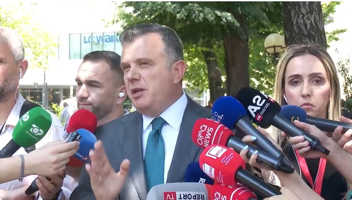 Nga “budallenj” te “mbeturina sociale”. Gjuha e pushtetit në media në shkelje të kodit të AMA-s