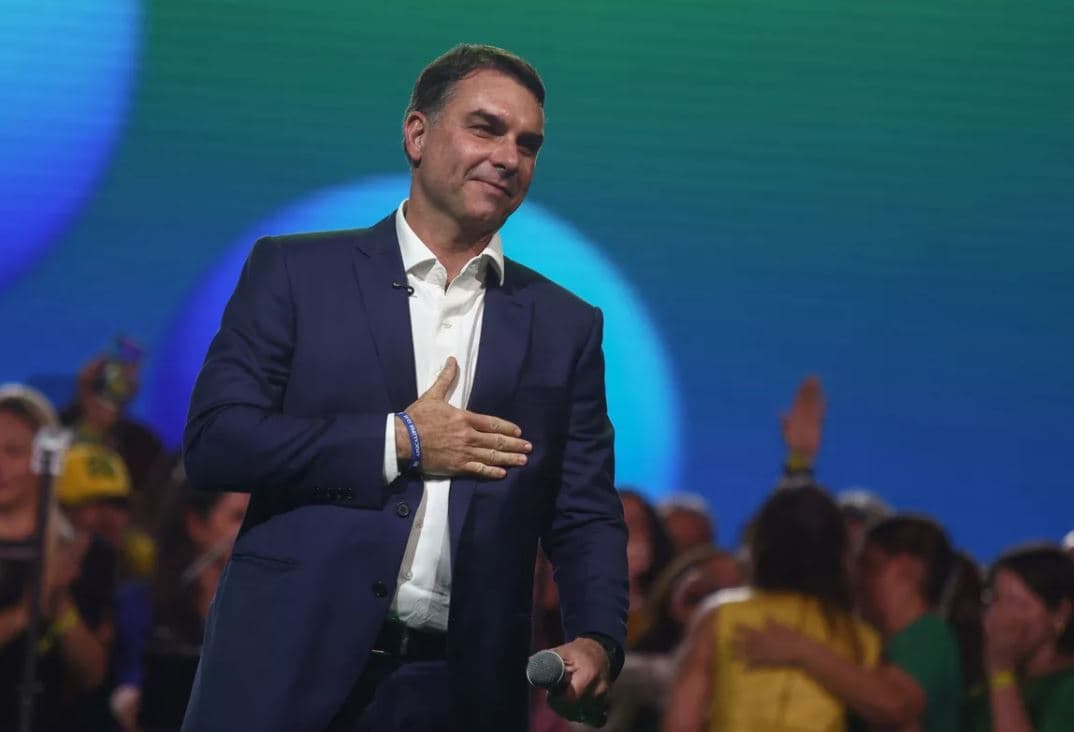Brazil/ Flavio Bolsonaro kandidon për president, merr mbështetjen e Javier Milei 