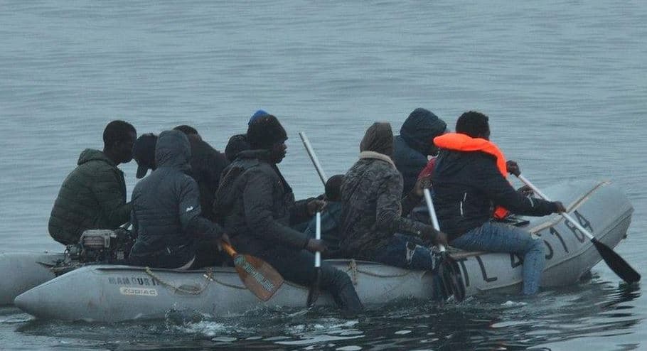 Rast i emigracionit të paligjshëm në Vlorë, shpëtohen 11 emigrantë nga vende të ndryshme