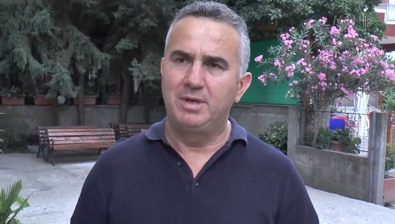 Merret i pandehur ish-kryebashkiaku i Divjakës, dha leje për panele diellore në tokë bujqësore