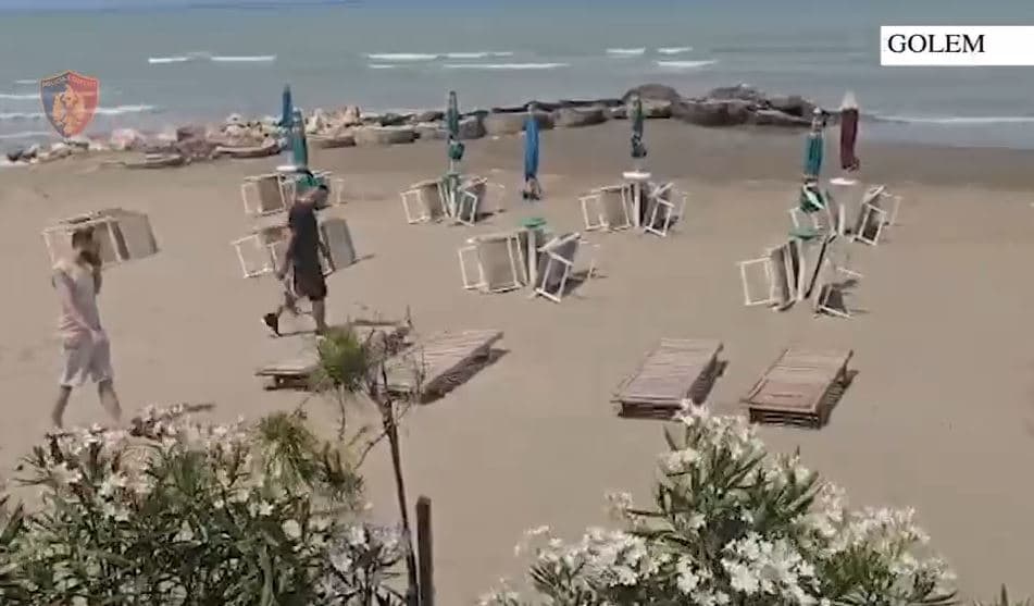 Aksion në Golem për lirimin e hapësirave publike, sekuestrohen 116 çadra dhe 232 shezlongë