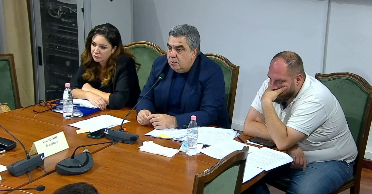 Zhupa për koncertin e Kanye West: Urgjencë ishte mosshitja e biletave? Gonxhja: Do humbnim 35 milionë euro. Refuzuam Jennifer Lopez
