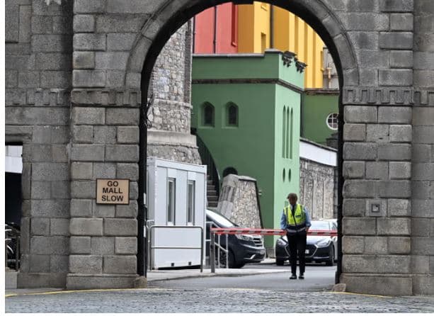 Irlanda merr presidencën e BE-së në Dublin mes sfidave politike dhe gjeopolitike