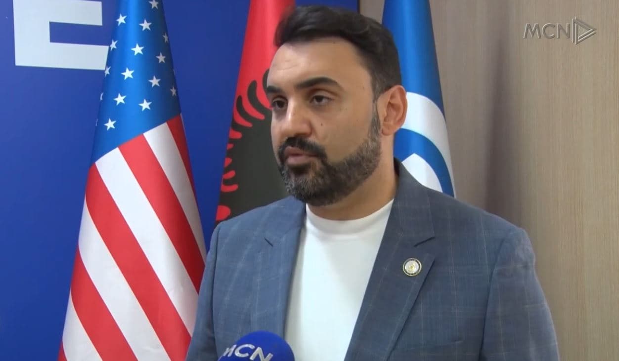 PD, bojkot Parlamentit në shtator, Këlliçi: Për sa kohë deputetët goditen me vezë, kuvendi është kot (VIDEO)