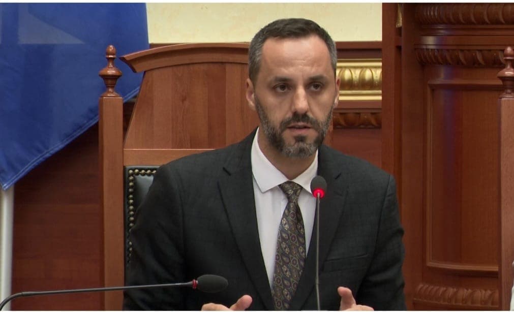 Lamallari: Opozita të distancohet nga dhuna dhe personat me kapuç, mjetet e përdorura nga policia janë të certifikuara