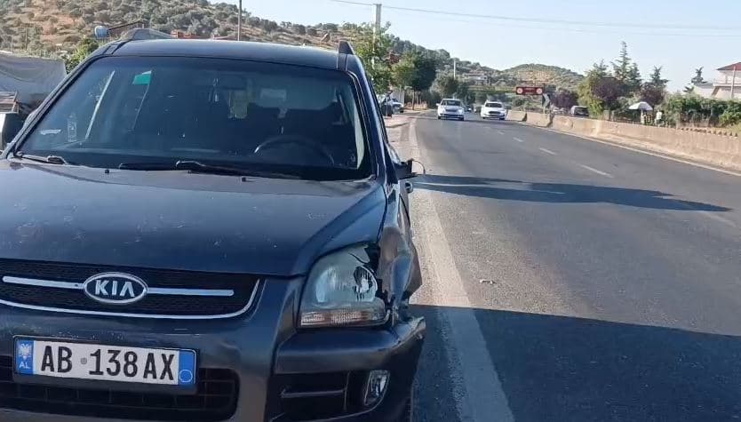      75-vjeçarja në gjendje të rëndë për jetën, u përplas nga një automjet në aksin Lushnjë-Rrogozhinë